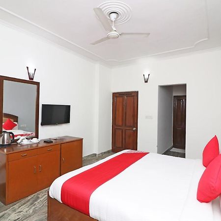 Birdhouse Hotel Gurgaon Exterior foto