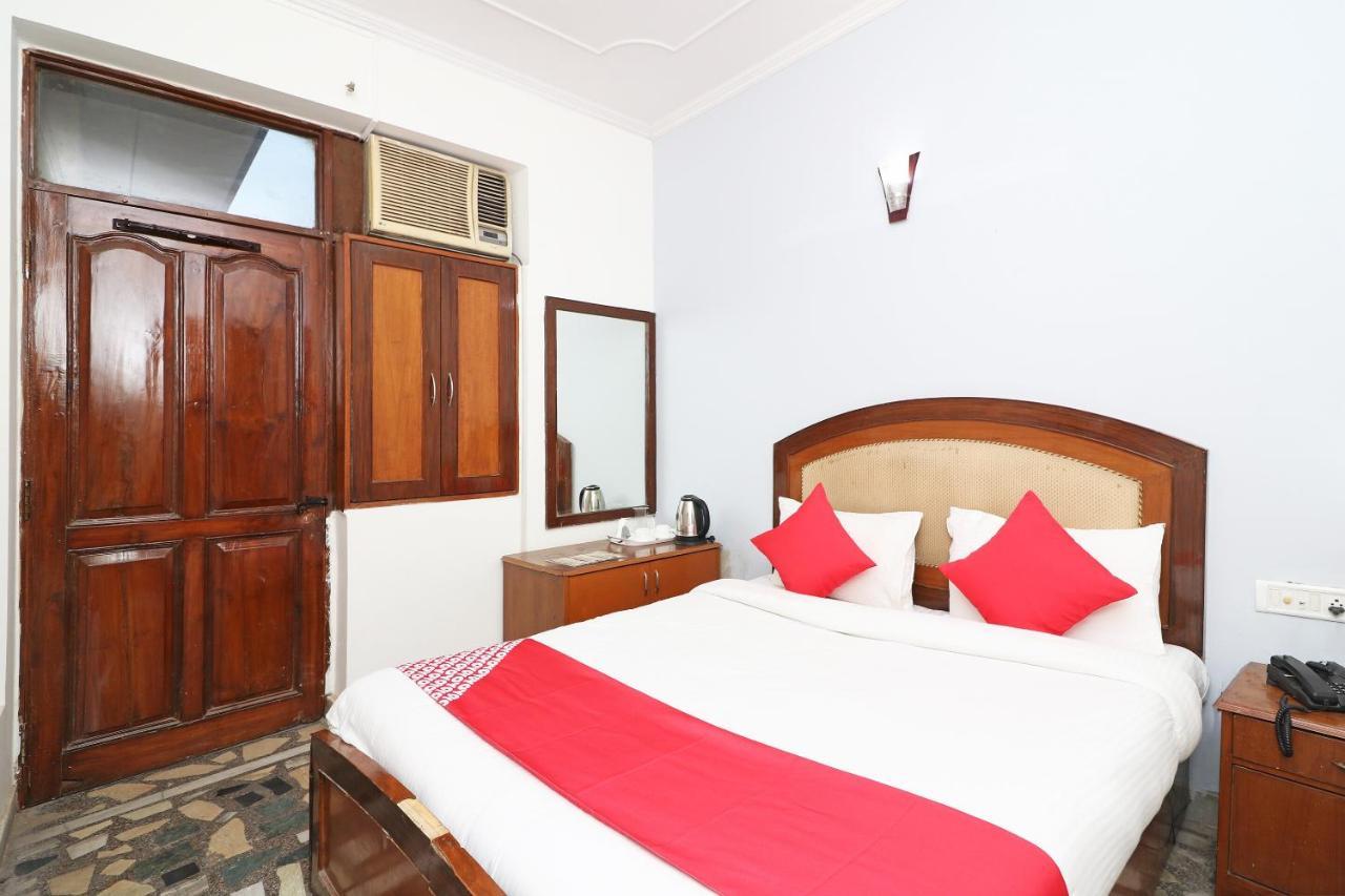 Birdhouse Hotel Gurgaon Exterior foto